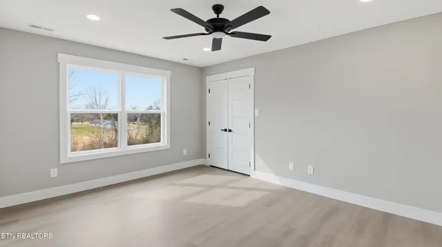 $525,000 | 7705 Fox Valley Lane, Knoxville, TN 37938