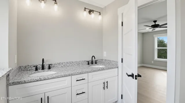 $525,000 | 7705 Fox Valley Lane, Knoxville, TN 37938