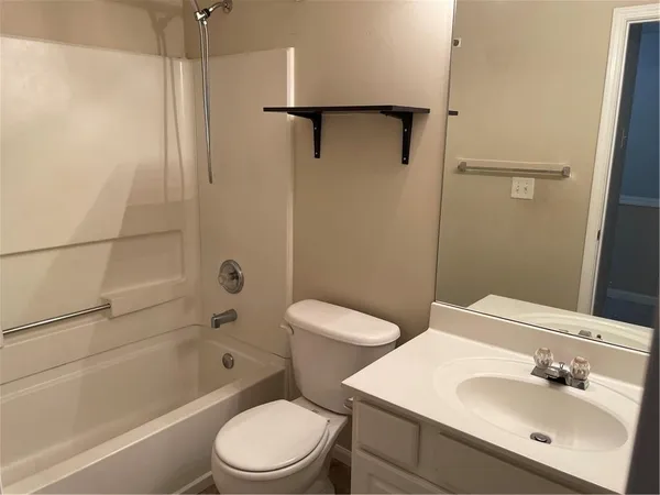 $2,250 | 13057 Region Trace, Alpharetta, GA 30004