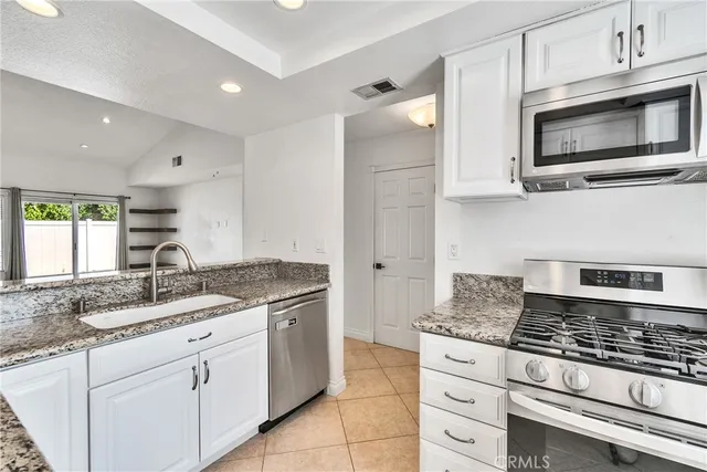 $498,000 | 1171 Stone Pine Lane, Unit C, Corona, CA 92879