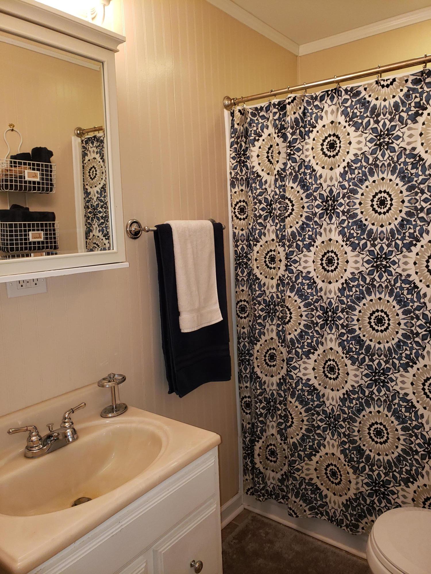 84 Mockingbird Road Boones Mill, VA 24065 - Photo 24 of 32 Bathroom