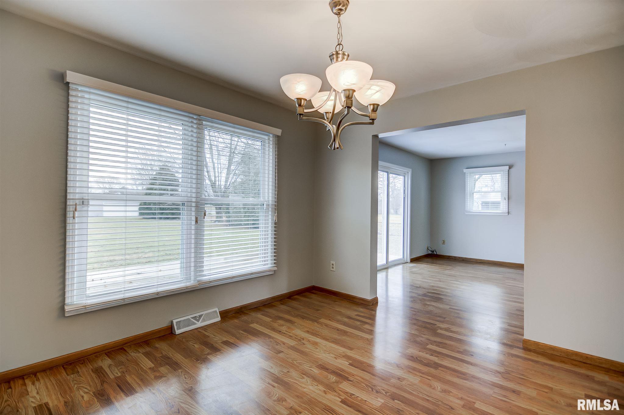890 Gabriel Road Springfield, IL 62712 - Photo 11 of 42