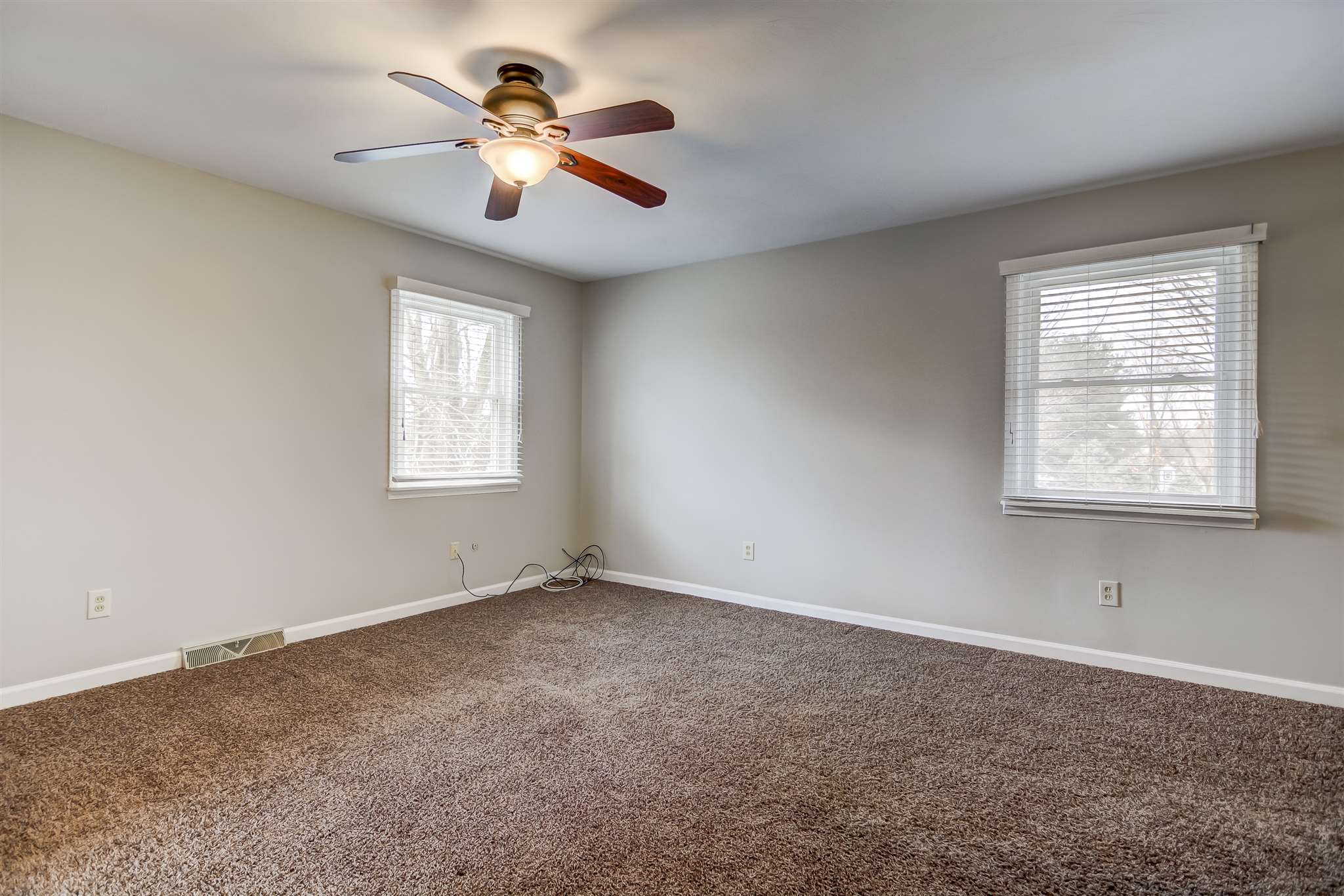 890 Gabriel Road Springfield, IL 62712 - Photo 26 of 42