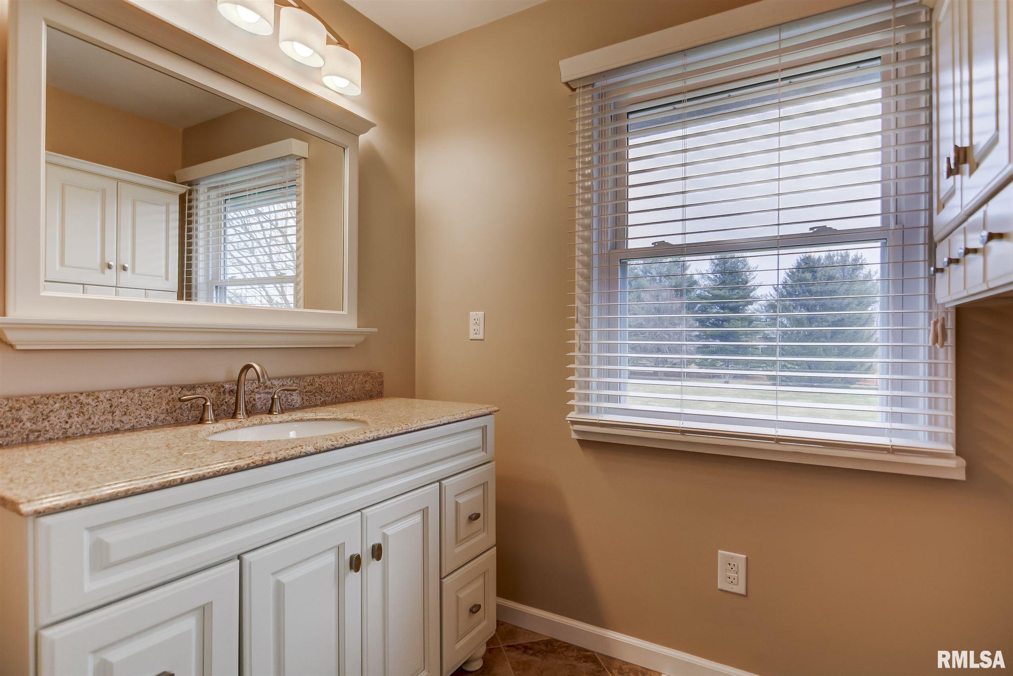 890 Gabriel Road Springfield, IL 62712 - Photo 28 of 42