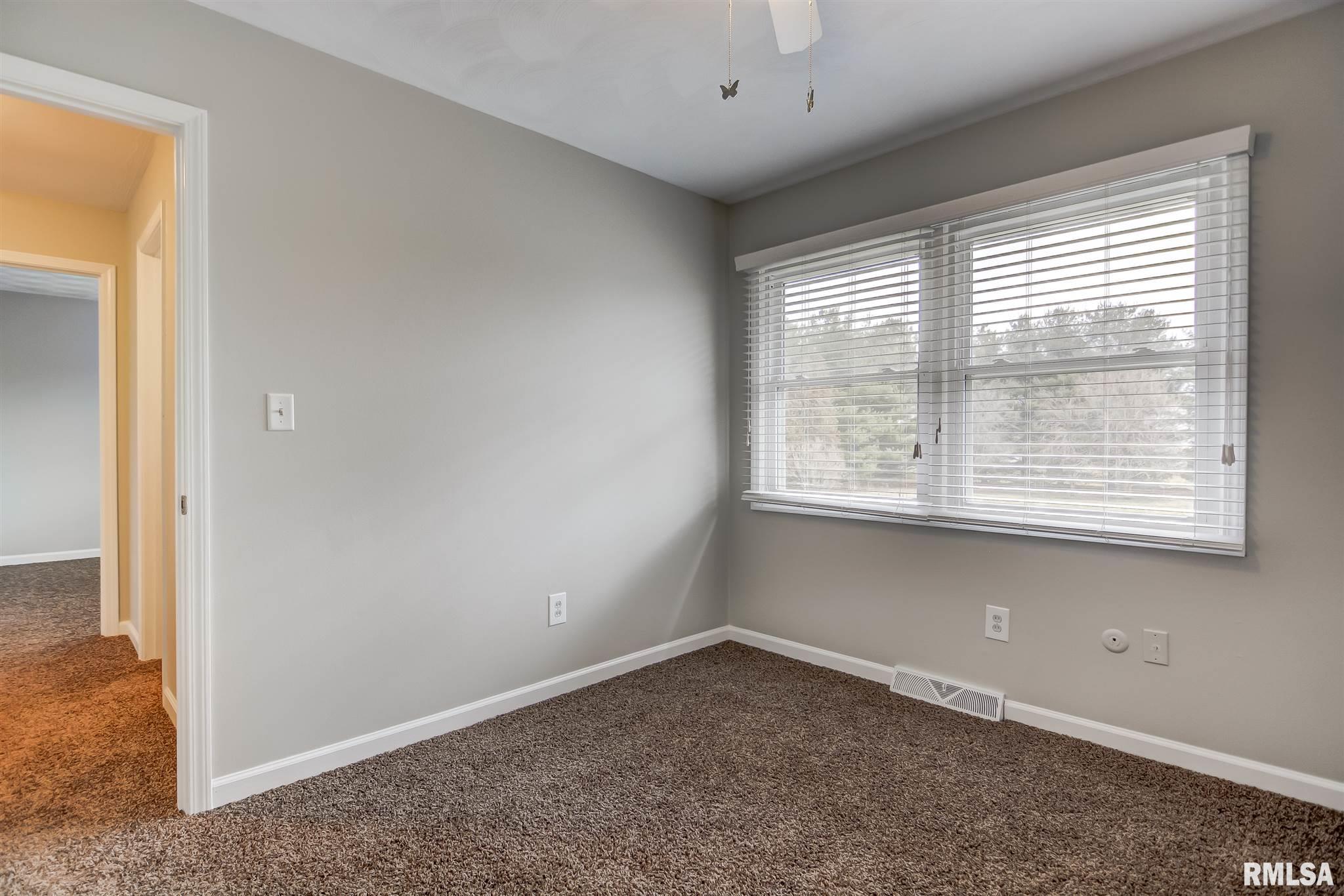 890 Gabriel Road Springfield, IL 62712 - Photo 30 of 42