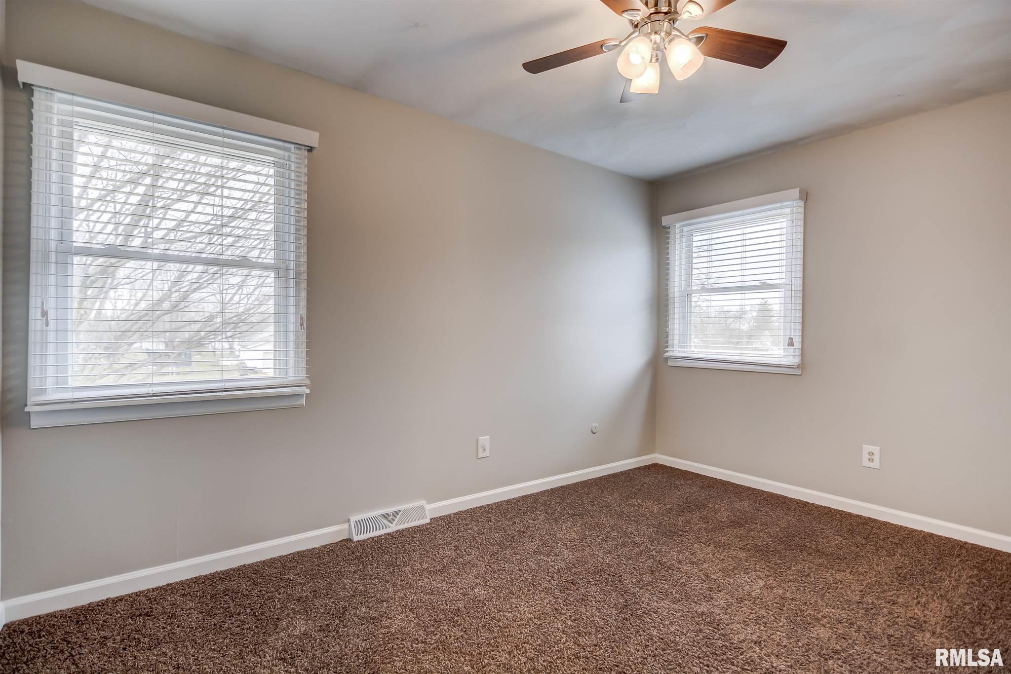 890 Gabriel Road Springfield, IL 62712 - Photo 35 of 42