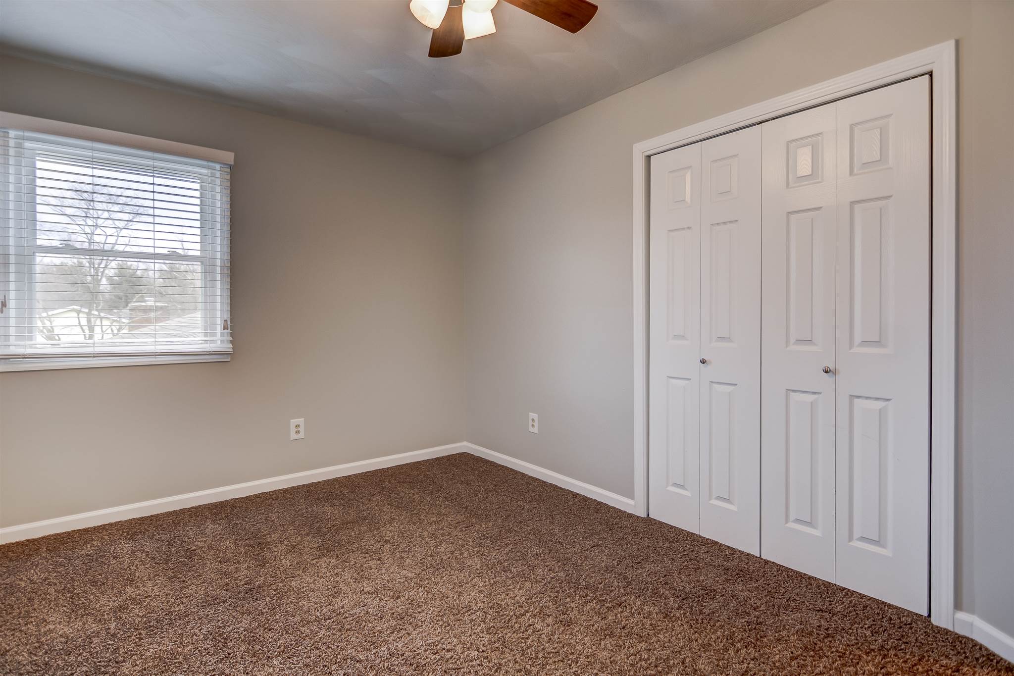 890 Gabriel Road Springfield, IL 62712 - Photo 36 of 42