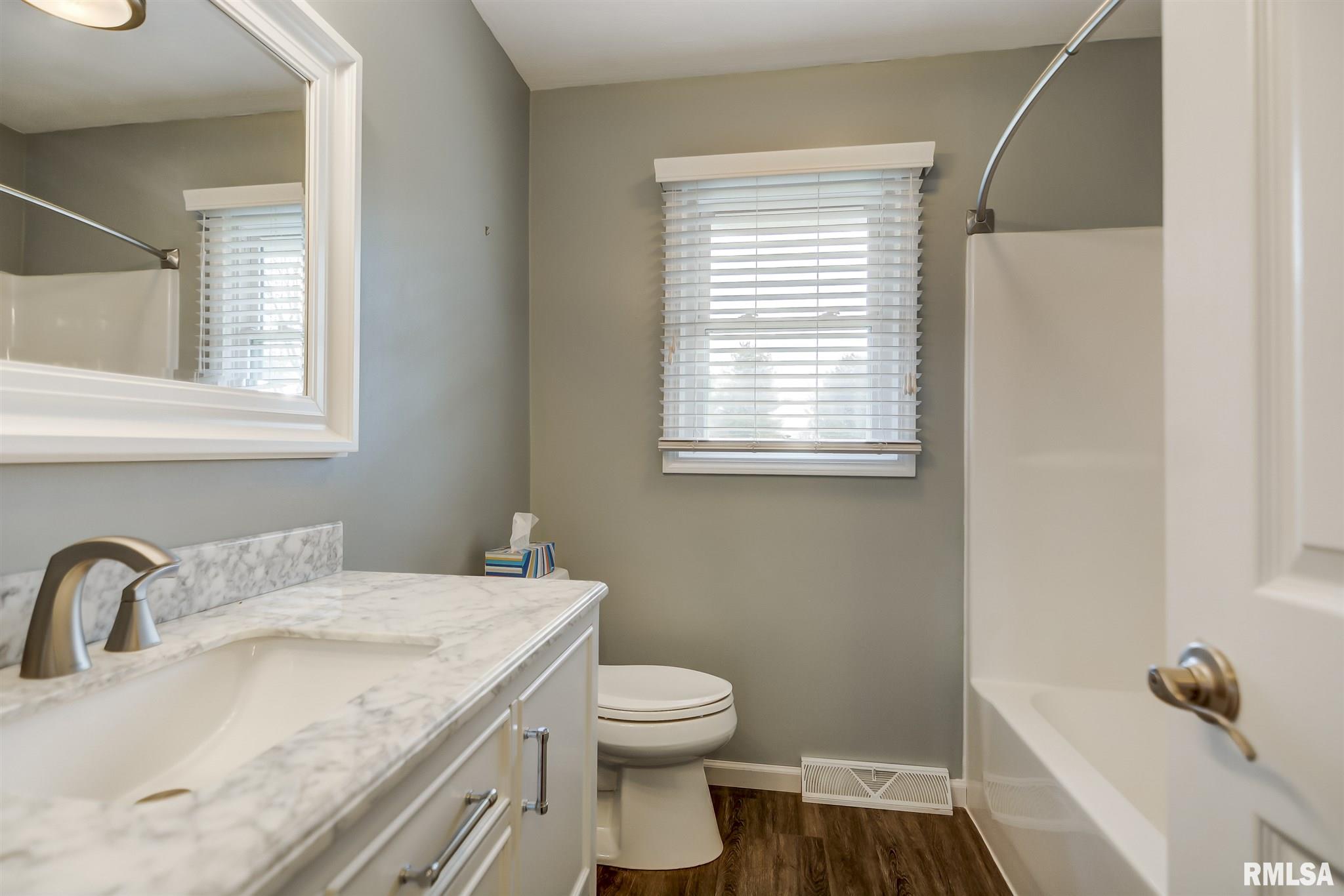 890 Gabriel Road Springfield, IL 62712 - Photo 37 of 42