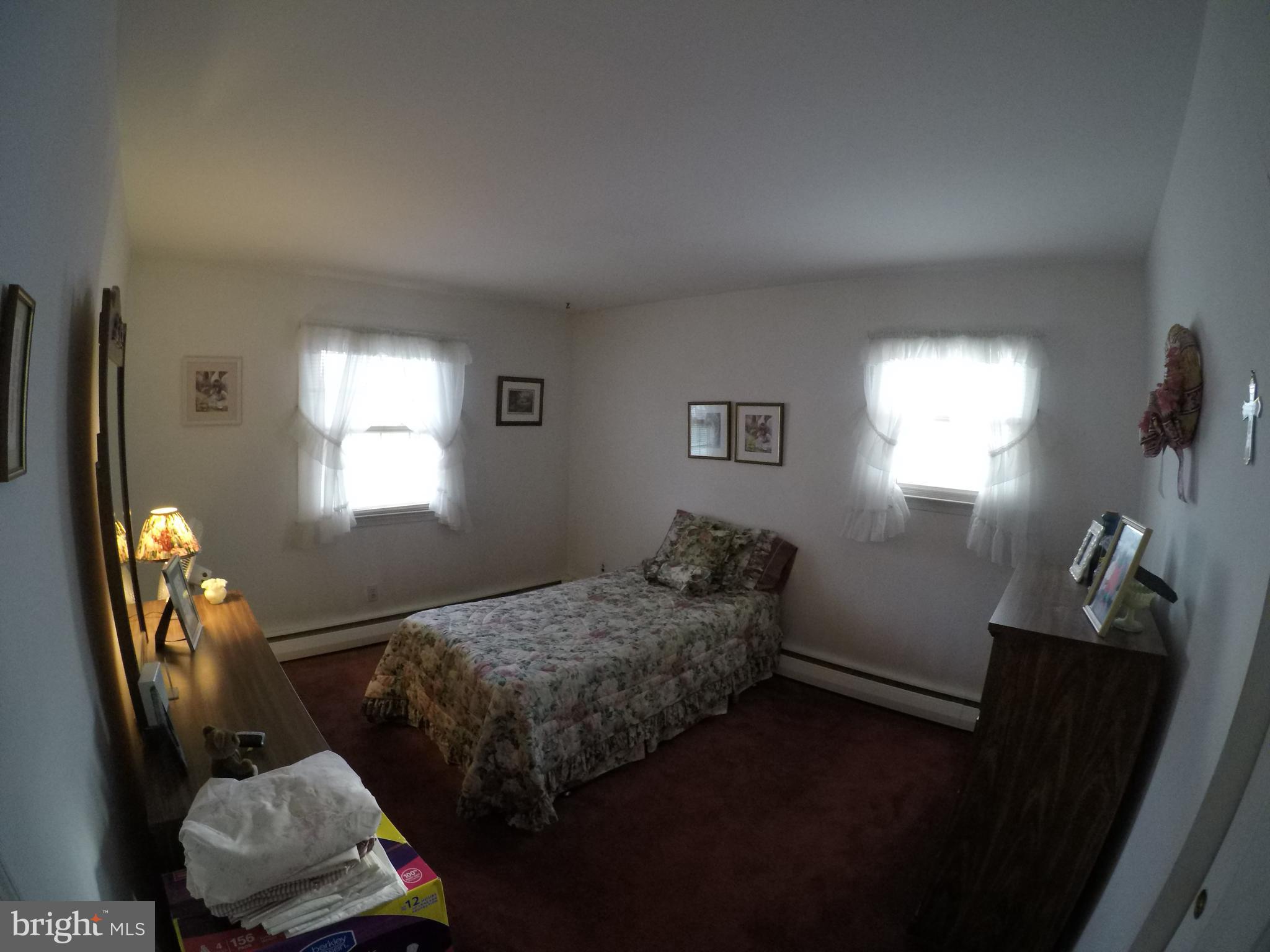 2210 Weir Road Aston, PA 19014 - Photo 18 of 34 2nd Bedroom