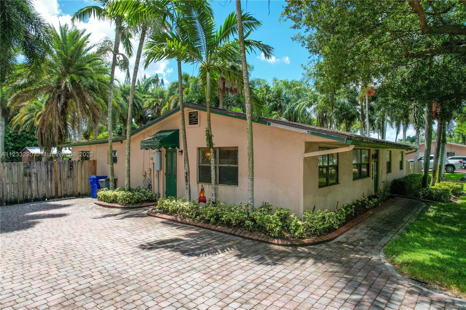5030 Southwest 188th Avenue Southwest Ranches, FL 33332 - Photo 12 of 47 Gallery Image 12