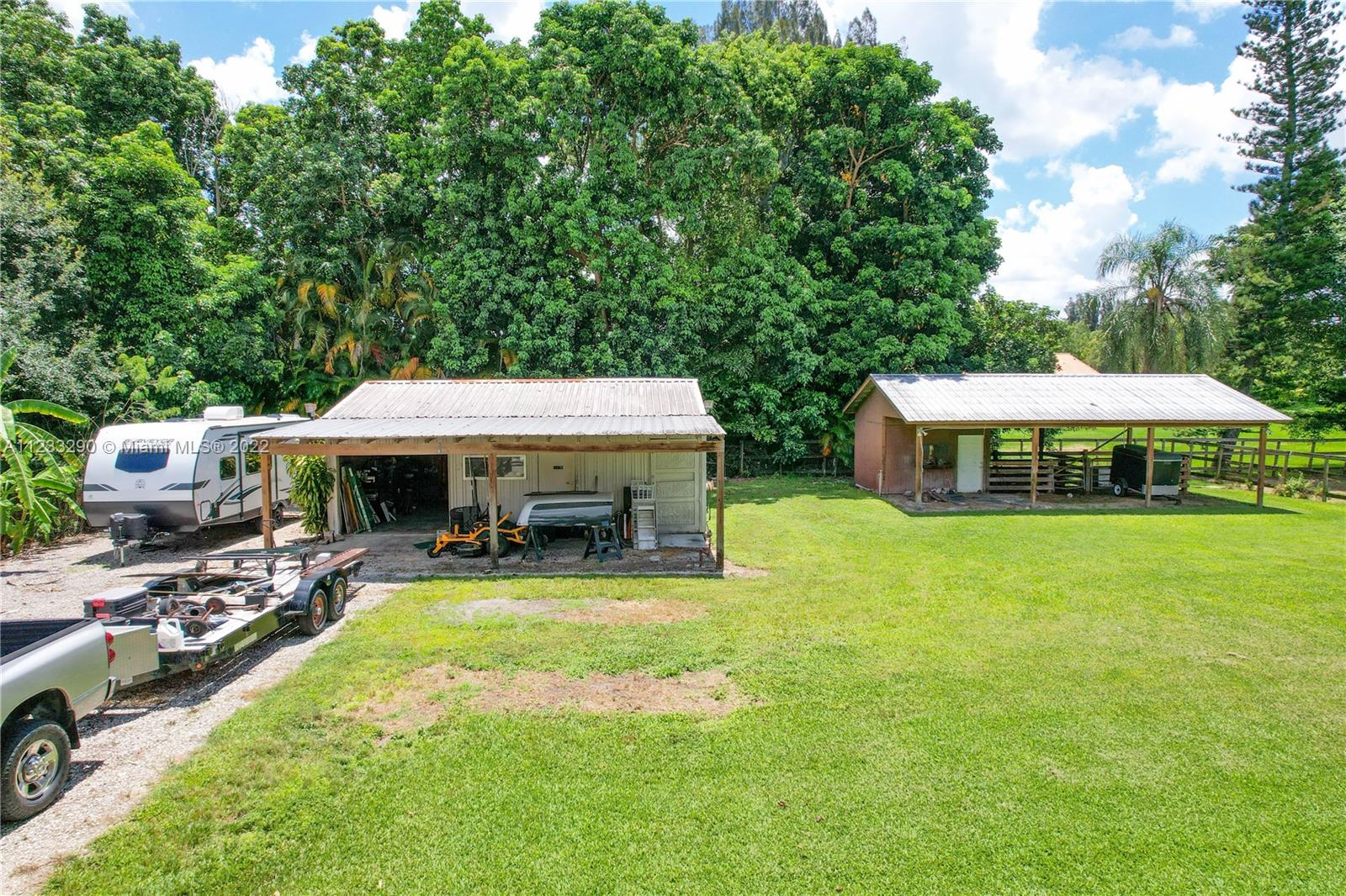 5030 Southwest 188th Avenue Southwest Ranches, FL 33332 - Photo 6 of 47 Gallery Image 6