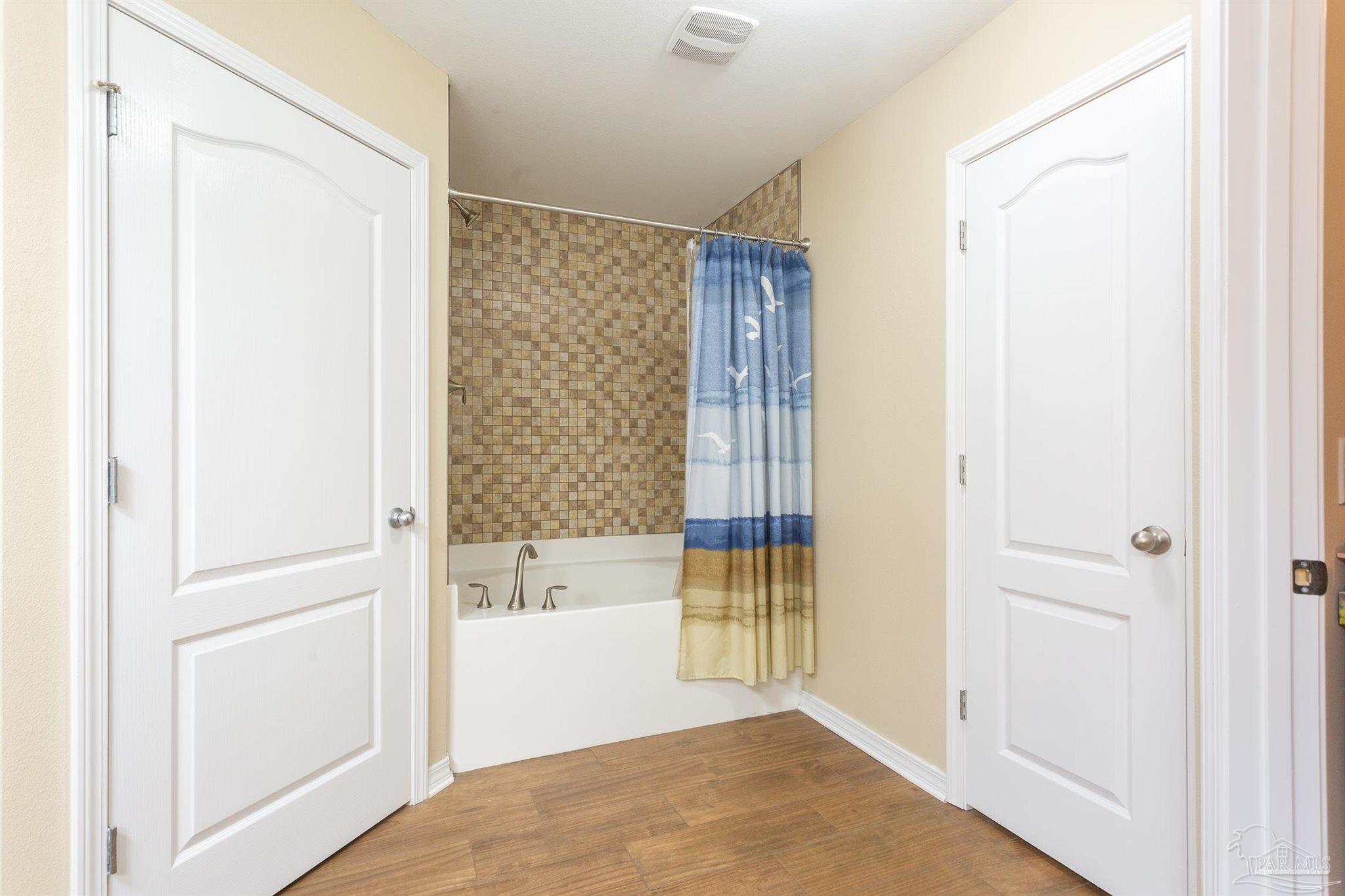 5686 Tucker Circle Pace, FL 32571 - Photo 18 of 34