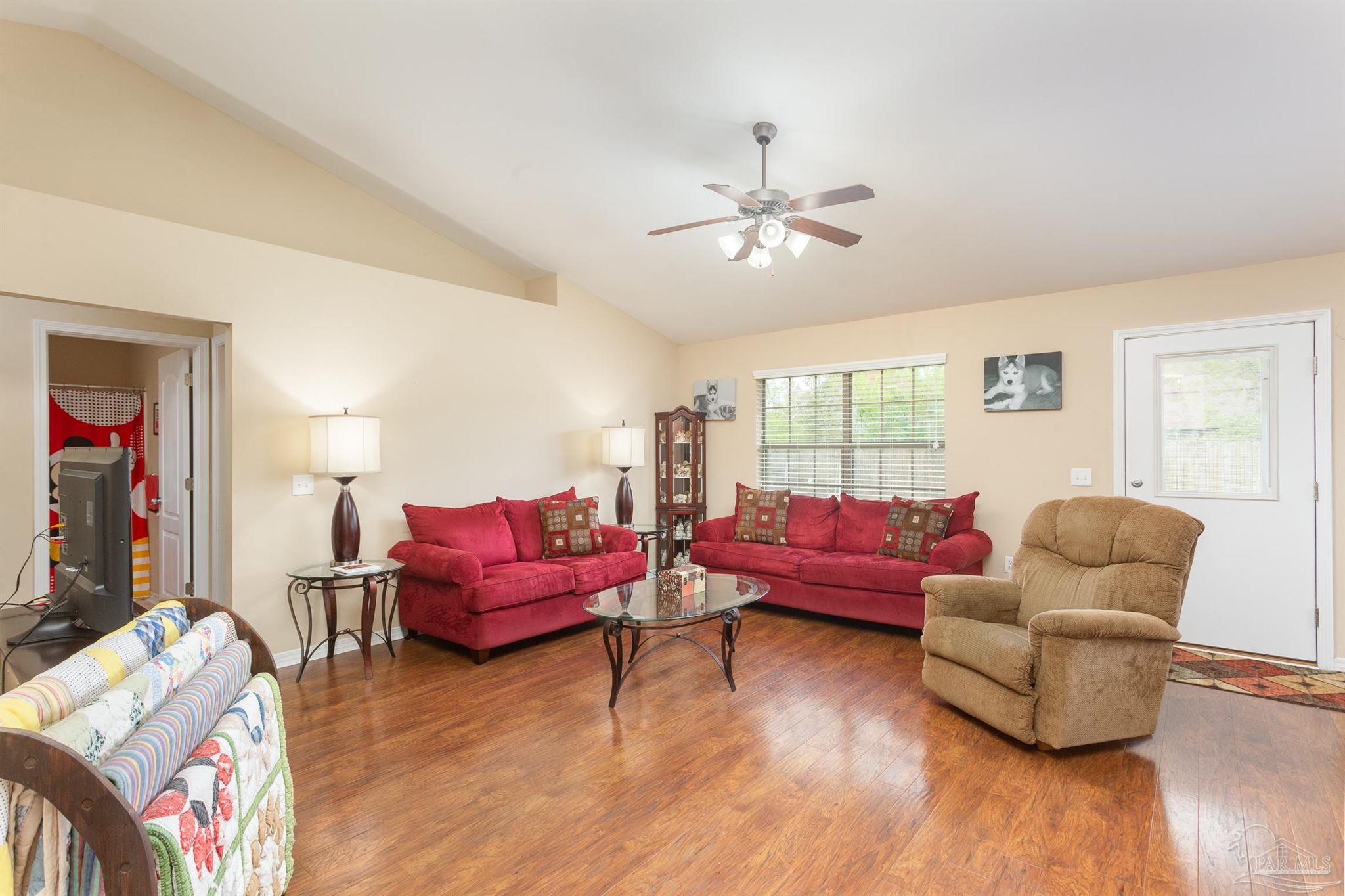 5686 Tucker Circle Pace, FL 32571 - Photo 8 of 34