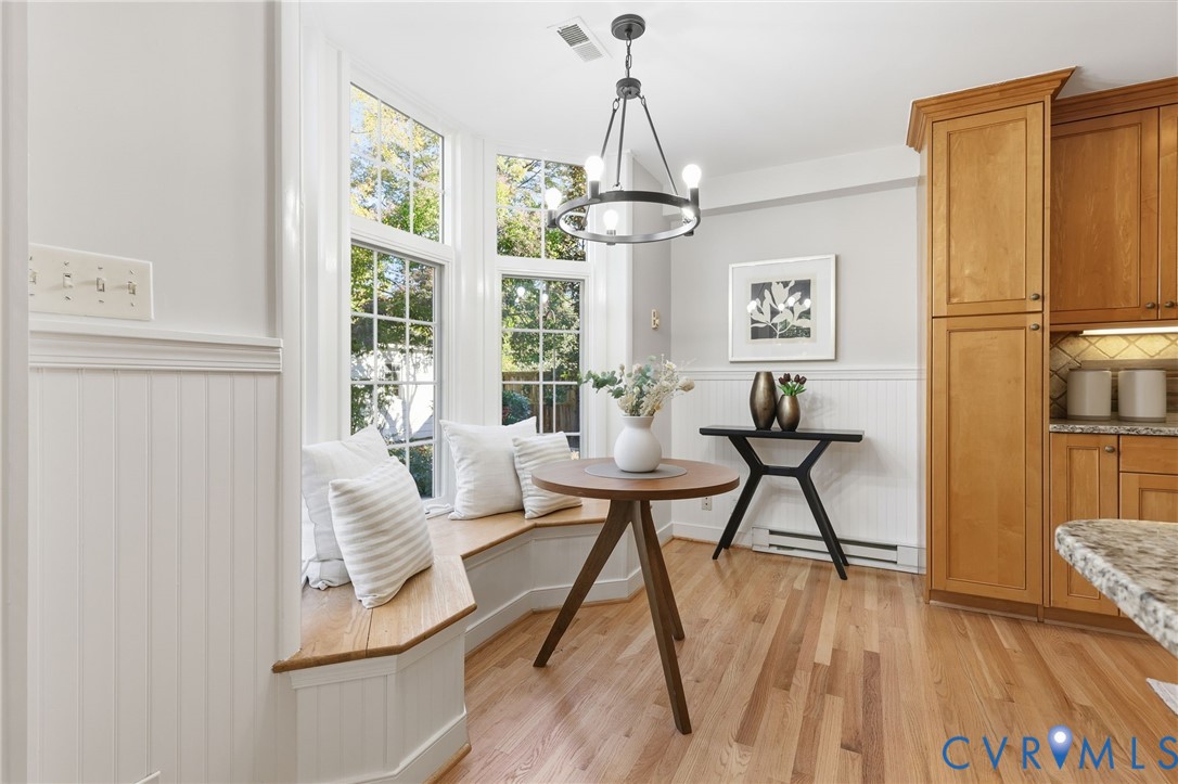 8810 Wishart Road Henrico, VA 23229 - Photo 17 of 49 The breakfast nook is nestled in a bay window over