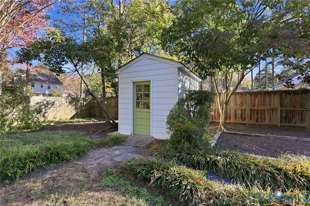 8810 Wishart Road Henrico, VA 23229 - Photo 45 of 49 The rear storage shed.