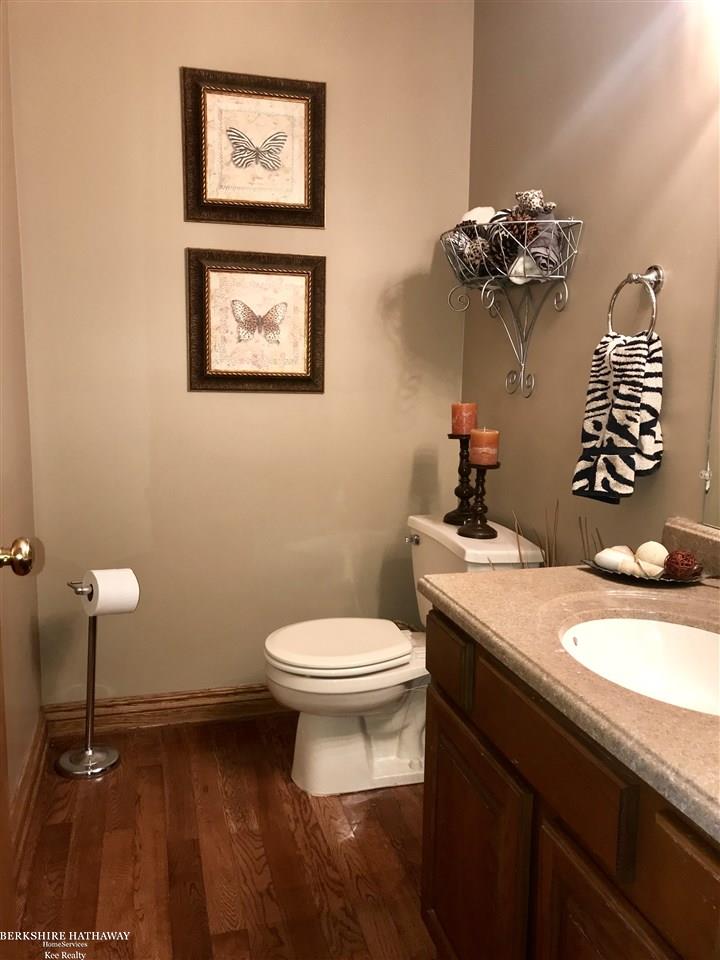 3120 Sunbury Court Rochester, MI 48309 - Photo 20 of 41 31336330-19.JPG