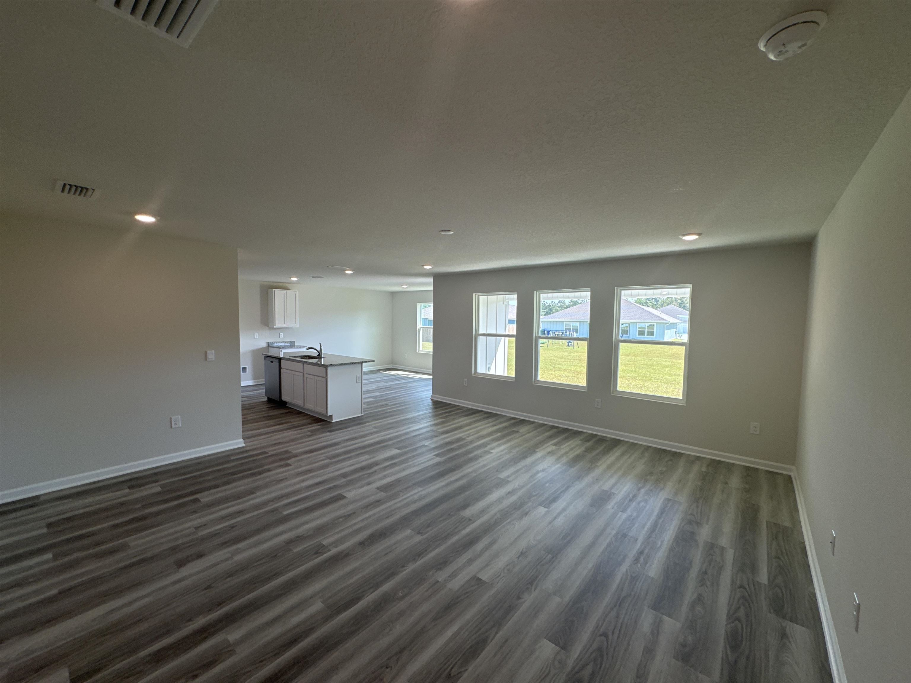 8814 Sea Star Circle Foley, AL 36535 - Photo 2 of 66 Living Room