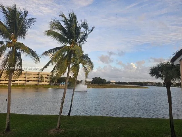 $484,999 | 14817 Balgowan Road, Unit 2015, Miami Lakes, FL 33016