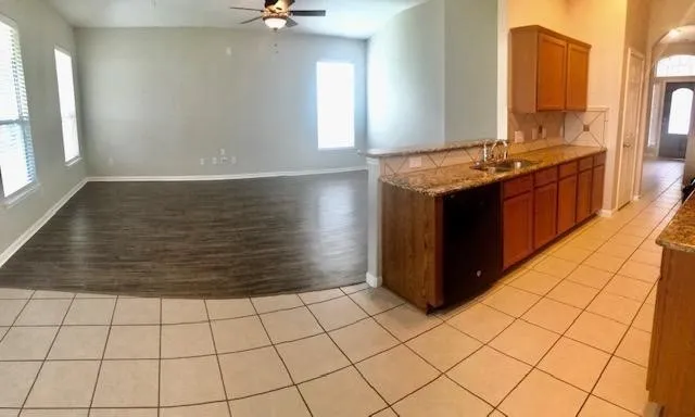 $1,950 | 21338 Bella Flora Court, Spring, TX 77379