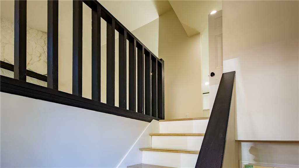 4328 Buckingham Place Duluth, GA 30096 - Photo 4 of 23