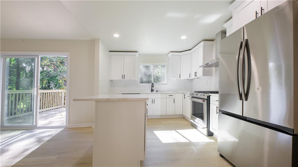 4328 Buckingham Place Duluth, GA 30096 - Photo 7 of 23