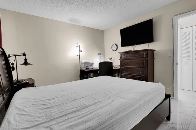 $2,200 | 260 Northwest 76th Avenue, Margate, FL 33063