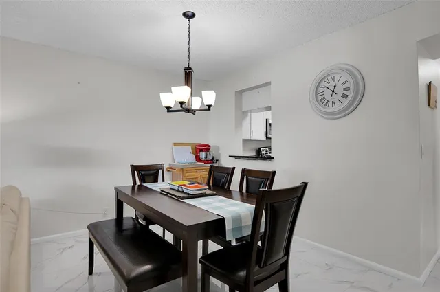 $2,200 | 260 Northwest 76th Avenue, Margate, FL 33063