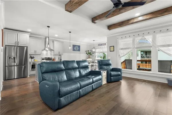 $499,900 | 1102 Northwest Aspen Court, Grain Valley, MO 64029