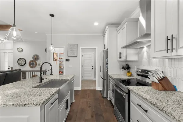 $499,900 | 1102 Northwest Aspen Court, Grain Valley, MO 64029