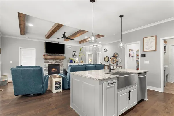 $499,900 | 1102 Northwest Aspen Court, Grain Valley, MO 64029