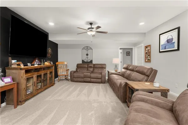 $499,900 | 1102 Northwest Aspen Court, Grain Valley, MO 64029