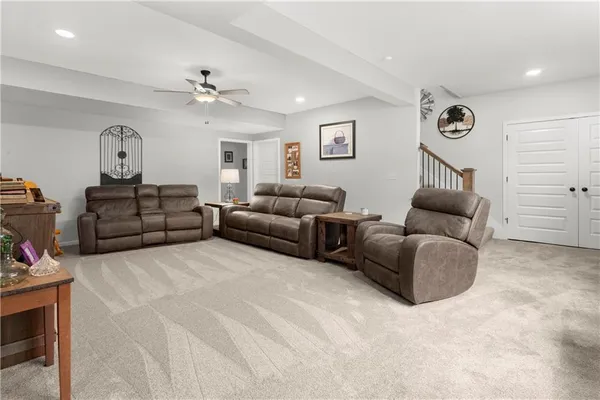 $499,900 | 1102 Northwest Aspen Court, Grain Valley, MO 64029
