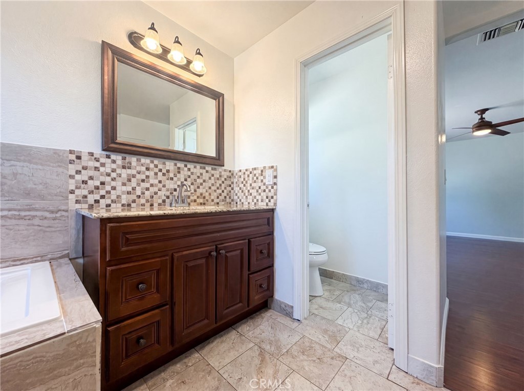 922 West Craig Street Rialto, CA 92377 - Photo 23 of 32