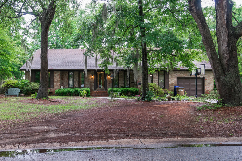 942 Anchor Road Charleston, SC 29412 - Photo 2 of 38 ng1807101-2001