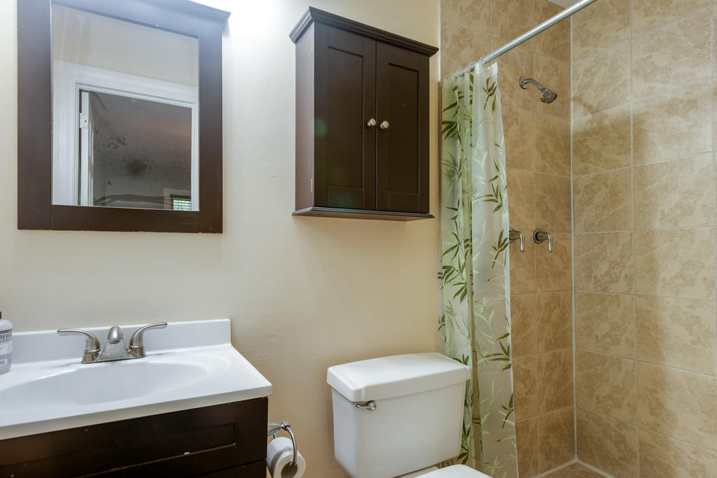 942 Anchor Road Charleston, SC 29412 - Photo 18 of 38 ng1807101-2020