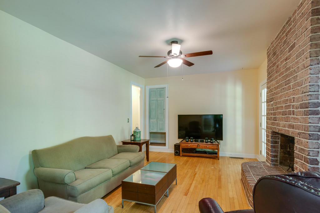 942 Anchor Road Charleston, SC 29412 - Photo 9 of 38 ng1807101-2016