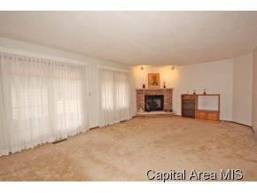 204 Astoria Road Springfield, IL 62704 - Photo 4 of 12