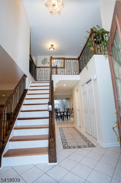 54 Campbell Road Hillsborough, NJ 08844 - Photo 3 of 31