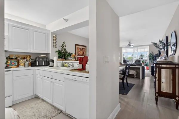 $189,000 | 7763 Southampton Terrace, Unit 303, Tamarac, FL 33321