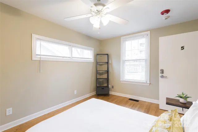 $3,750 | 715 Hawthorne Lane, Charlotte, NC 28204