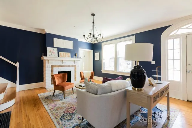 $3,750 | 715 Hawthorne Lane, Charlotte, NC 28204