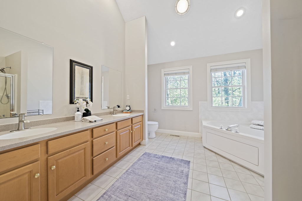 17 Alexandra Way Acton, MA 01720 - Photo 22 of 38