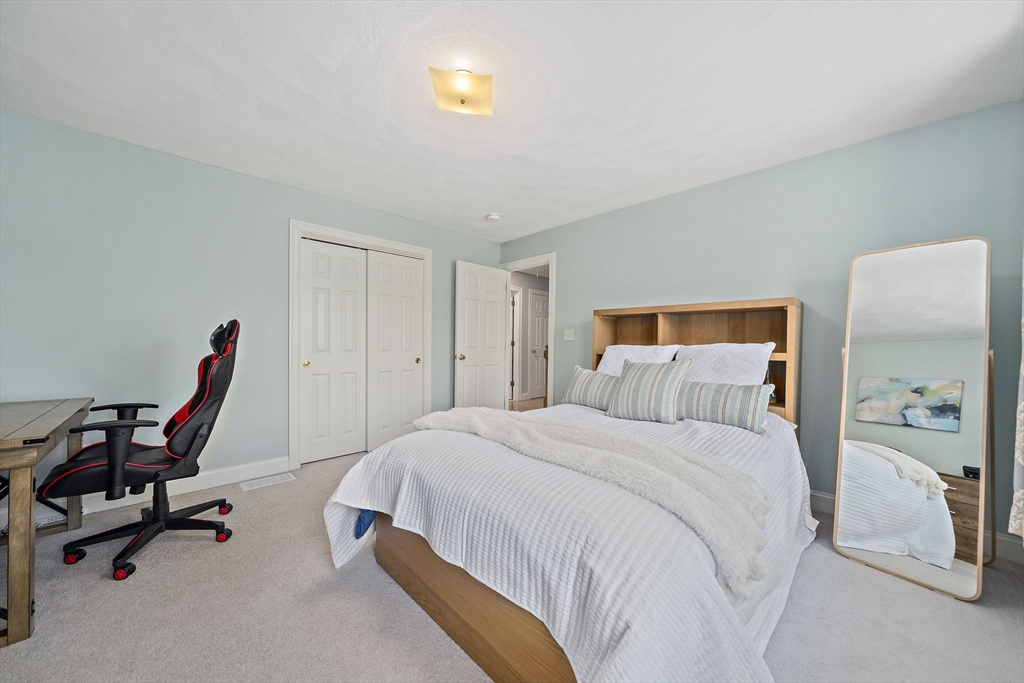 17 Alexandra Way Acton, MA 01720 - Photo 28 of 38