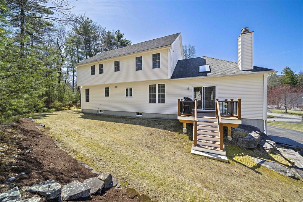 17 Alexandra Way Acton, MA 01720 - Photo 35 of 38