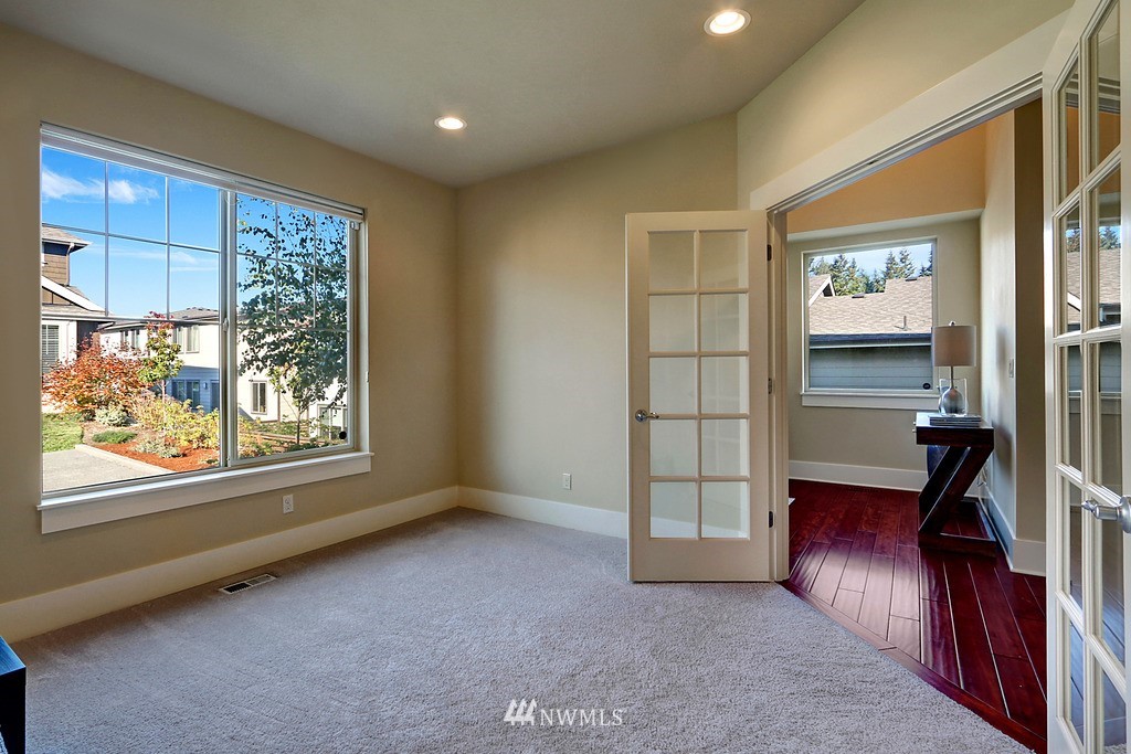 5212 Northeast 11th Court Renton, WA 98059 - Photo 12 of 23