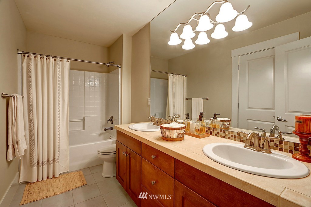 5212 Northeast 11th Court Renton, WA 98059 - Photo 21 of 23