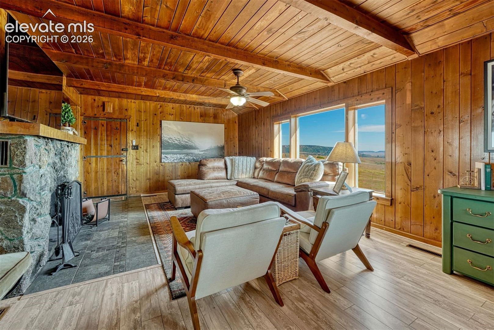 15947 South Perry Park Road Larkspur, CO 80118 - Photo 17 of 50 Gallery Image 17