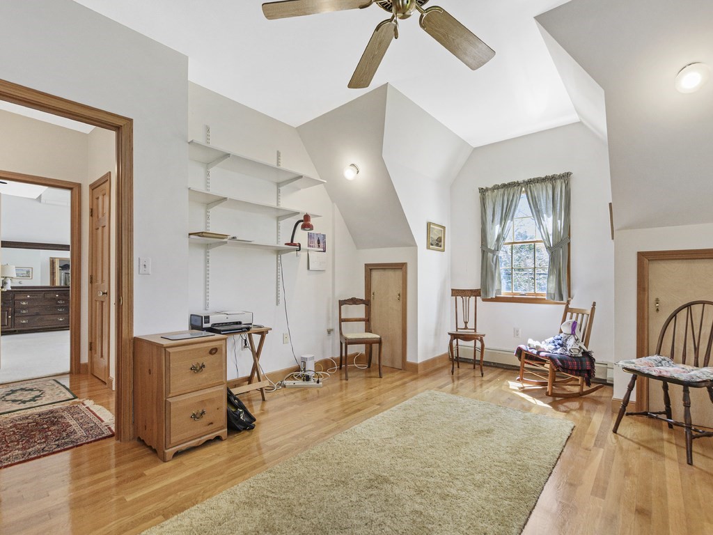 8 Hayward Road Wayland, MA 01778 - Photo 23 of 40