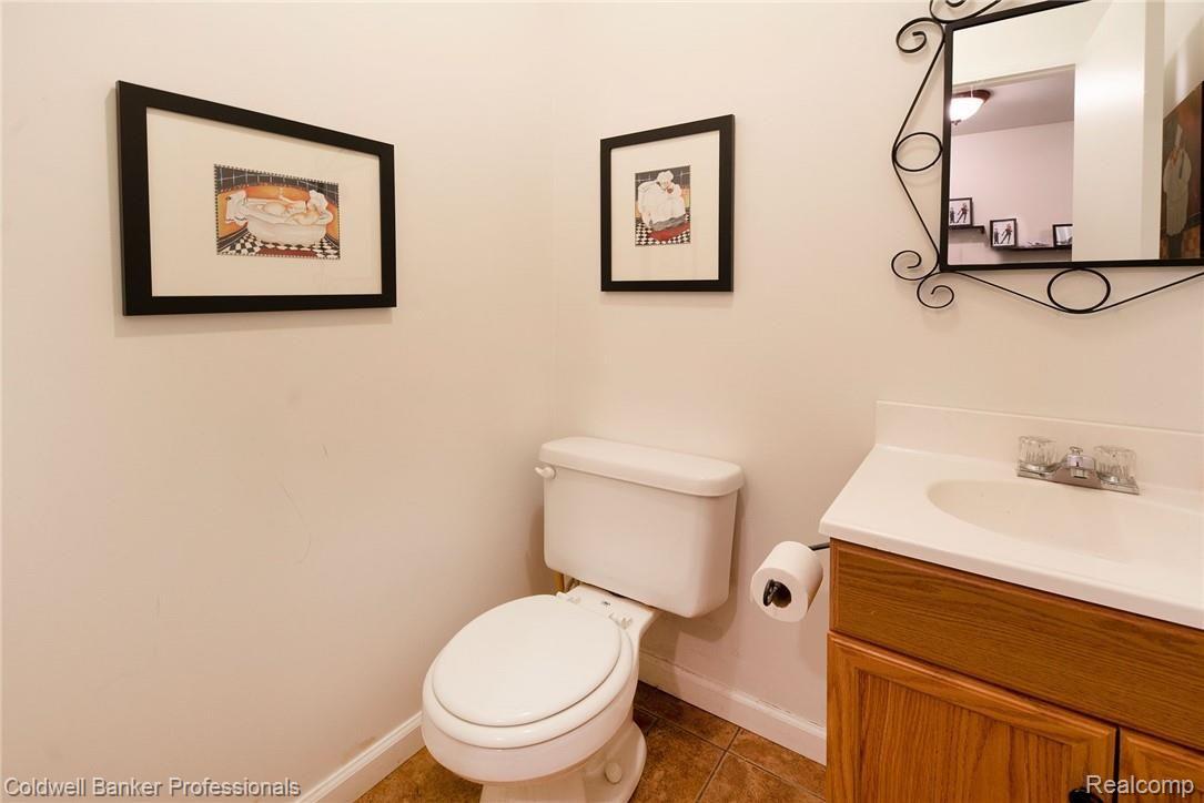 3841 Kossuth Road Lake Orion, MI 48360 - Photo 52 of 53 My-Document_141.jpg