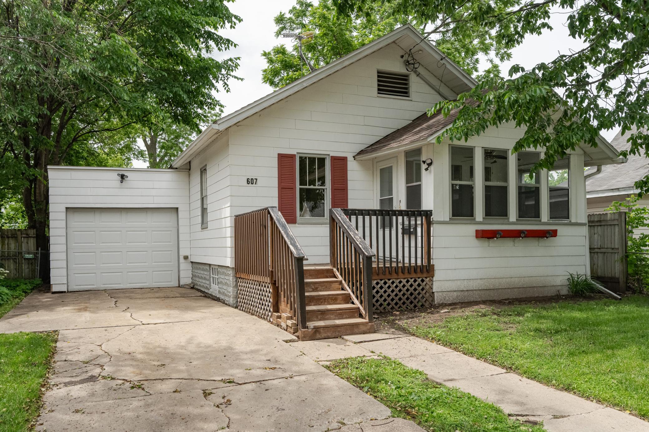 607 7th Avenue Southeast Rochester, MN 55904 - Photo 1 of 1